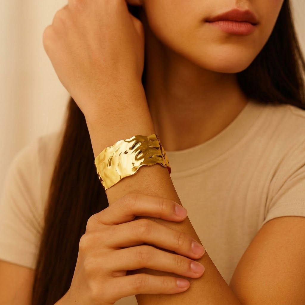 Solaria Cuff