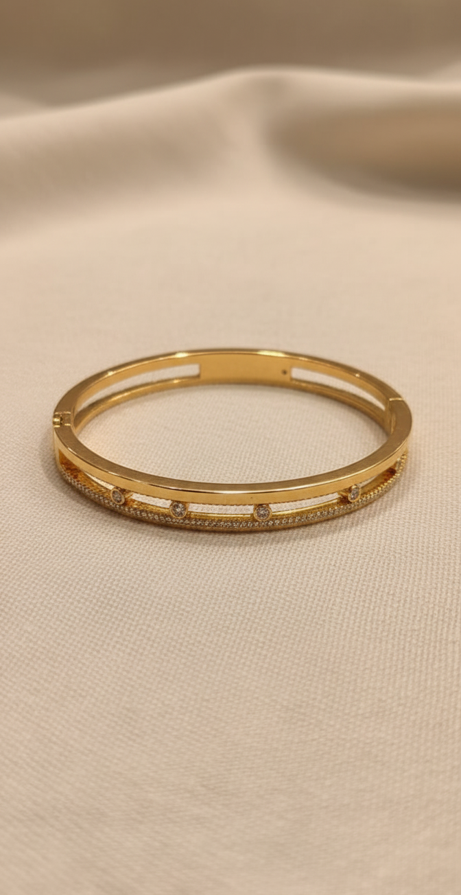 Golden Halo Bangle